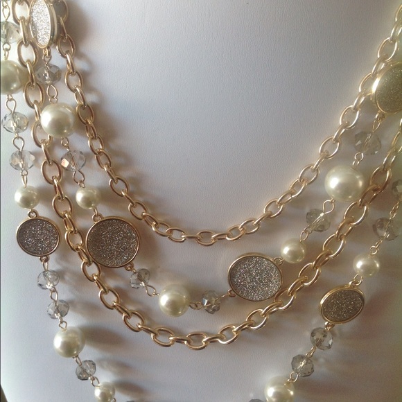 Gold, Pearls and Silver Layered neckless set . - Picture 3 of 7